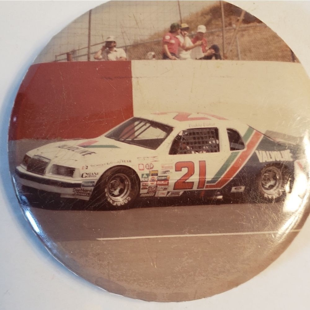 Racing Pinback Buttons (8) - Picture 3 of 12
